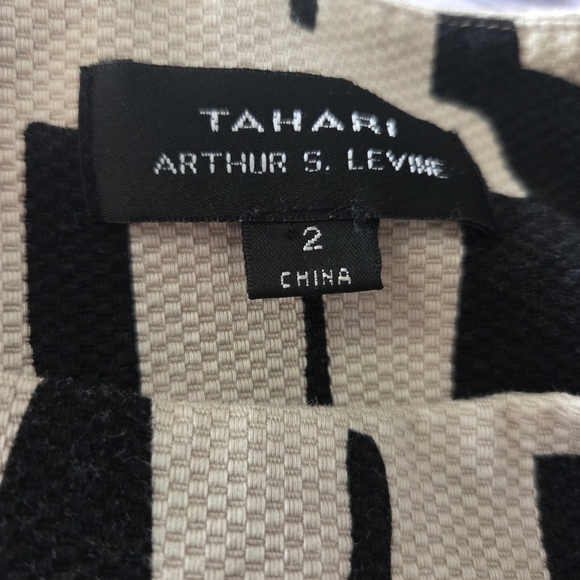 Tahari Black and Taupe Dress Size 2 - Picture 5 of 5